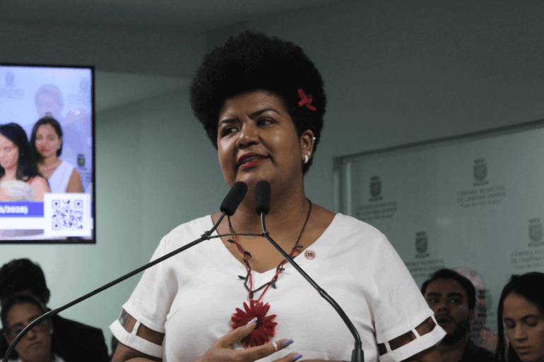 Jô Oliveira denuncia atrasos salariais e convoca Secretário de Saúde para prestar explicações na Câmara de Vereadores