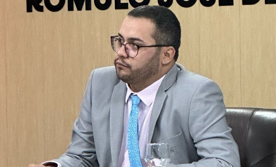 Vereador Rafafá diz que proposta sobre jazigos para pets é gesto de respeito e afeto