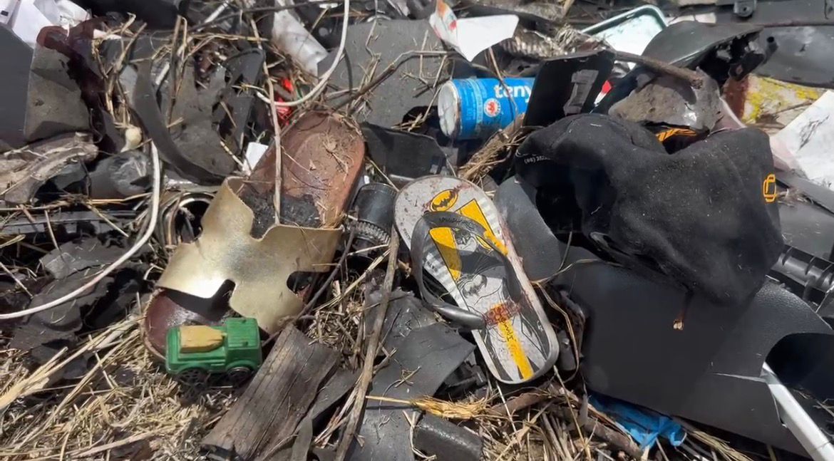 Vítimas de acidente entre carro e carreta na BR-230, na Paraíba, são identificadas