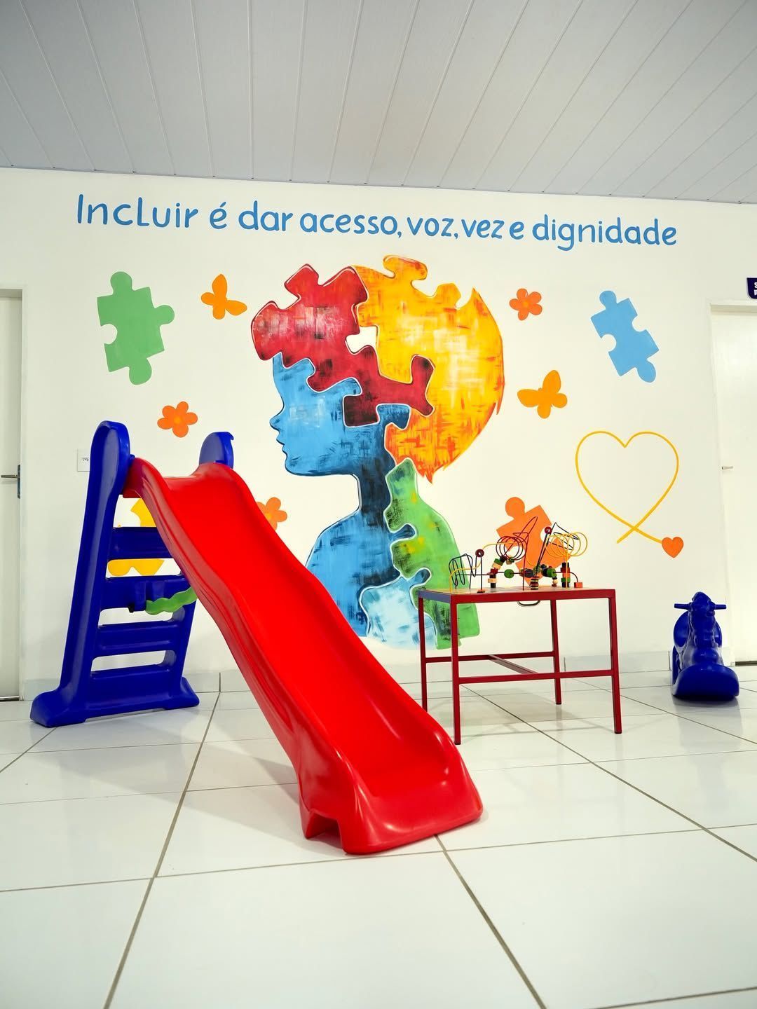 Prefeitura de Puxinanã entrega cadeira de rodas adaptada e consolida rede de apoio histórico a famílias atípicas do município Prefeitura de Puxinanã entrega cadeira de rodas adaptada e consolida rede de apoio histórico a famílias atípicas do município