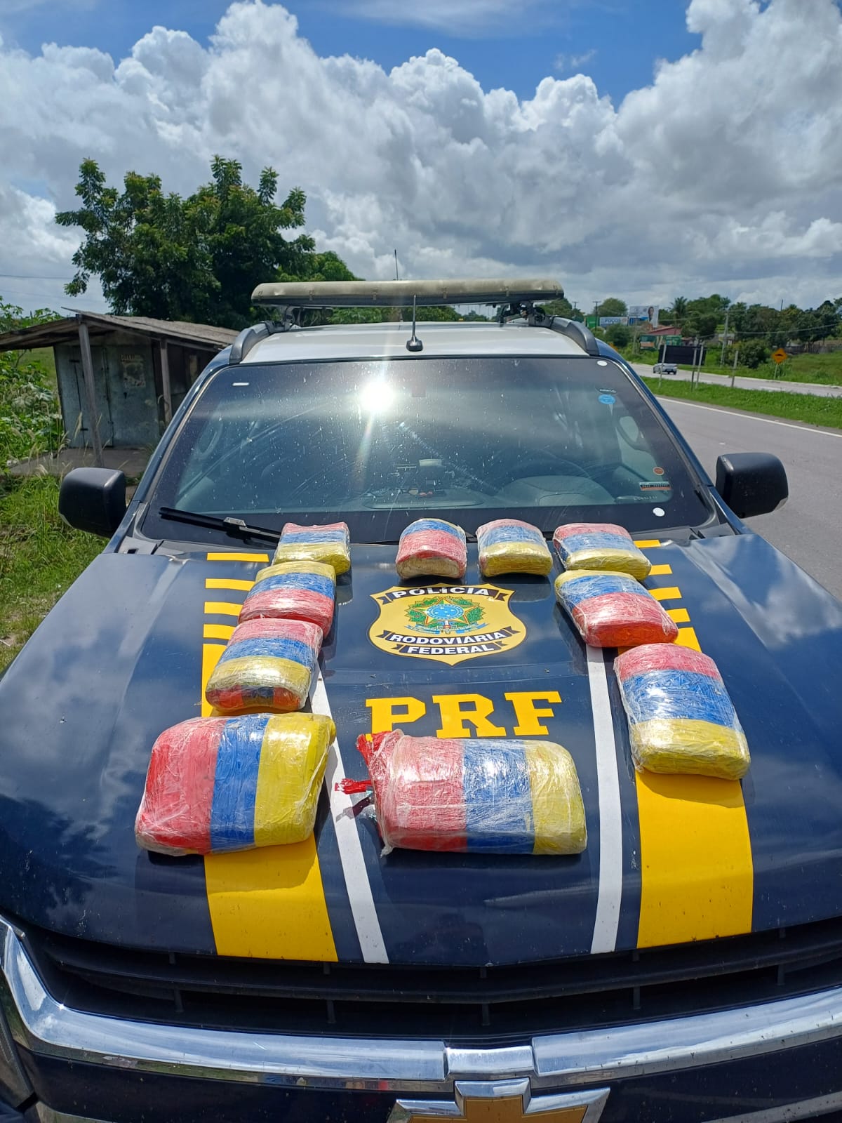 PRF prende casal com cerca de 19kg de maconha no município de Sobrado/PB