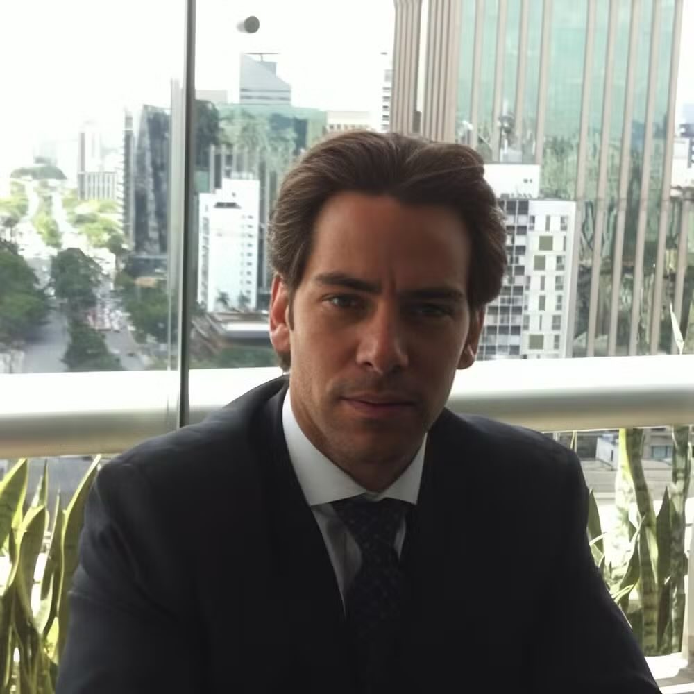 Vasco encaminha venda da SAF acima de 2 bilhões de reais para Marcos Lamacchia