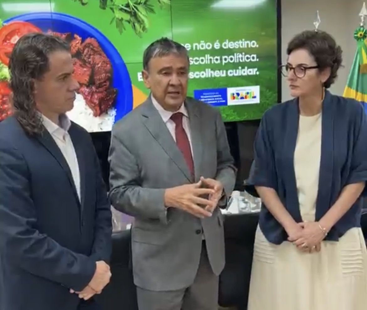 Enchentes na Paraíba: Veneziano Vital do Rêgo anuncia 20 mil cestas básicas e antecipação de benefícios sociais Enchentes na Paraíba: Veneziano Vital do Rêgo anuncia 20 mil cestas básicas e antecipação de benefícios sociais