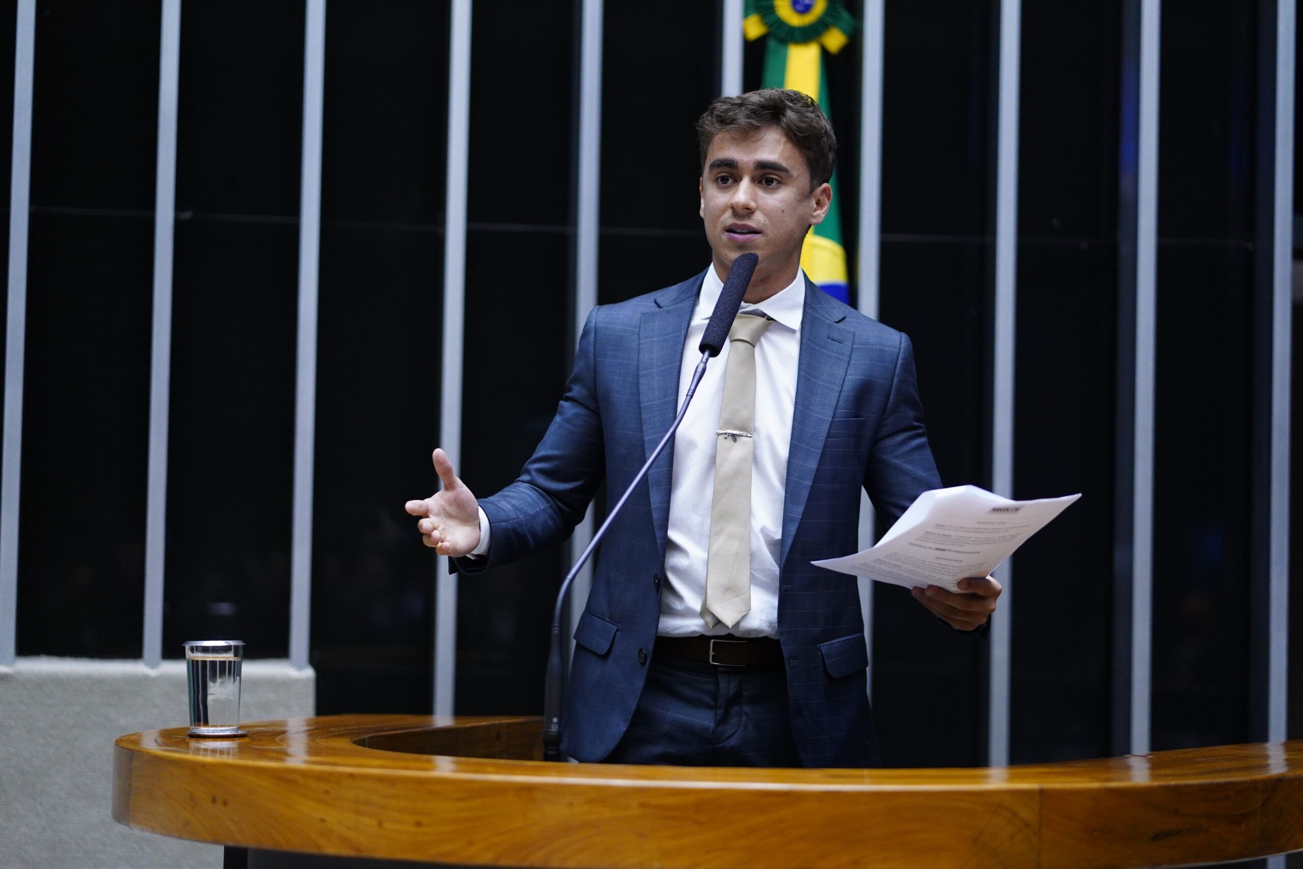 TCU arquiva representação sobre voos de Nikolas em jatinho de Vorcaro TCU arquiva representação sobre voos de Nikolas em jatinho de Vorcaro