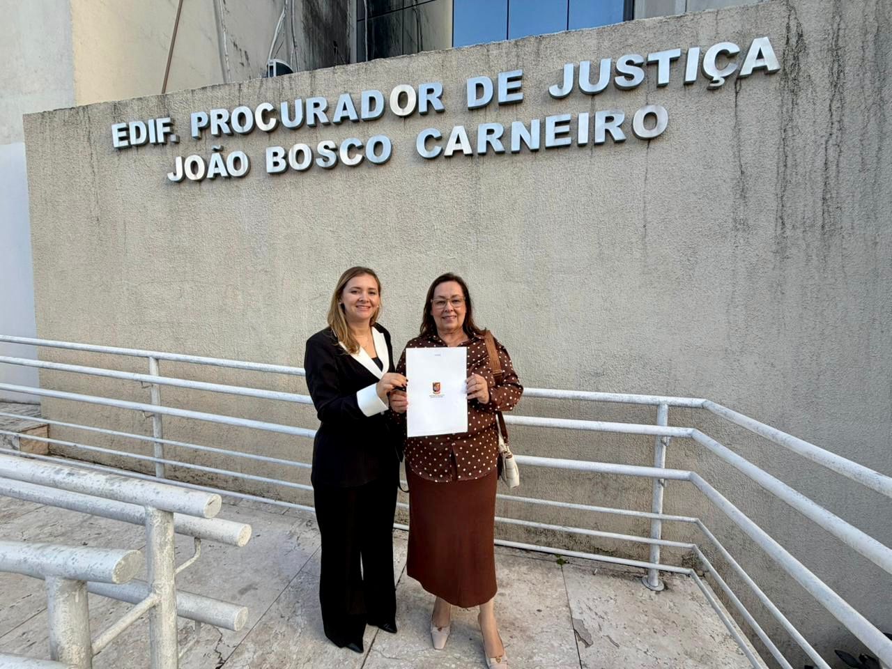 Prefeitura de Puxinanã assina parceria com o MPPB para implantar projeto de combate à violência doméstica