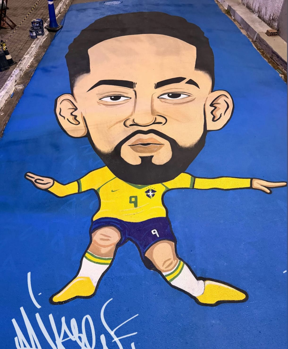 Matheus Cunha é homenageado com pintura em João Pessoa