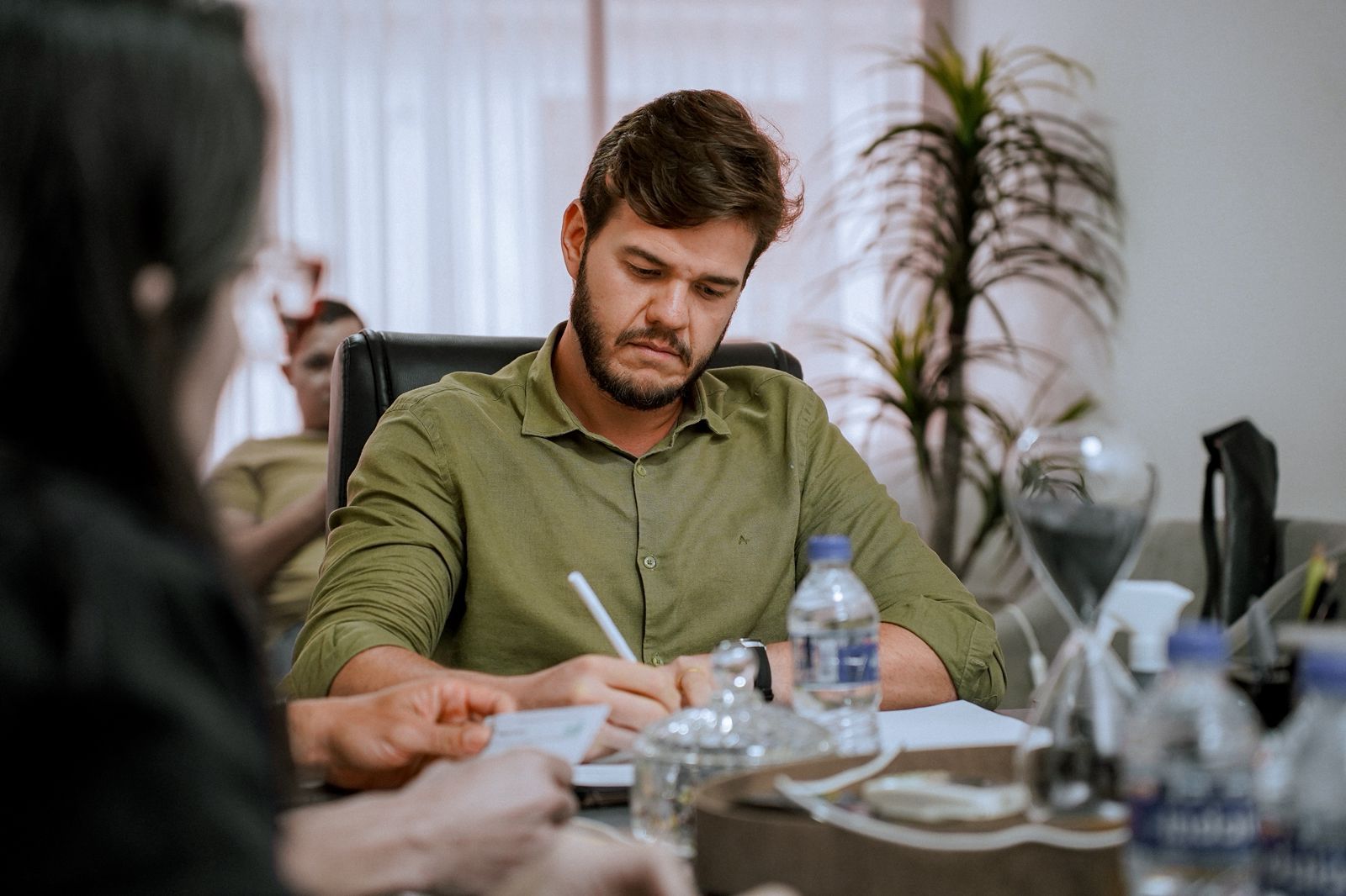Bruno anuncia pagamento de incentivo financeiro adicional aos agentes de saúde e de endemias em Campina Grande
