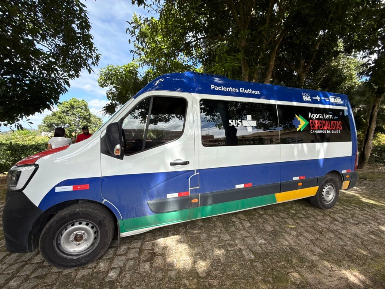 Prefeitura de Lagoa Seca entrega van e novos equipamentos para reforçar serviços de saúde
