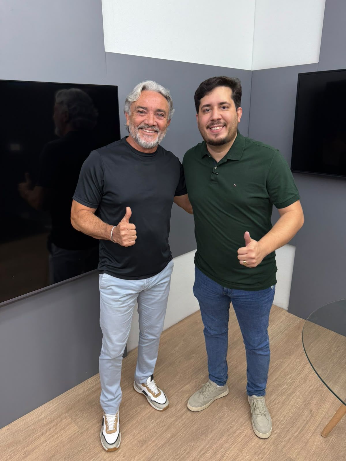 Vitor Ribeiro recebe apoio do ex-vereador Jóia Germano