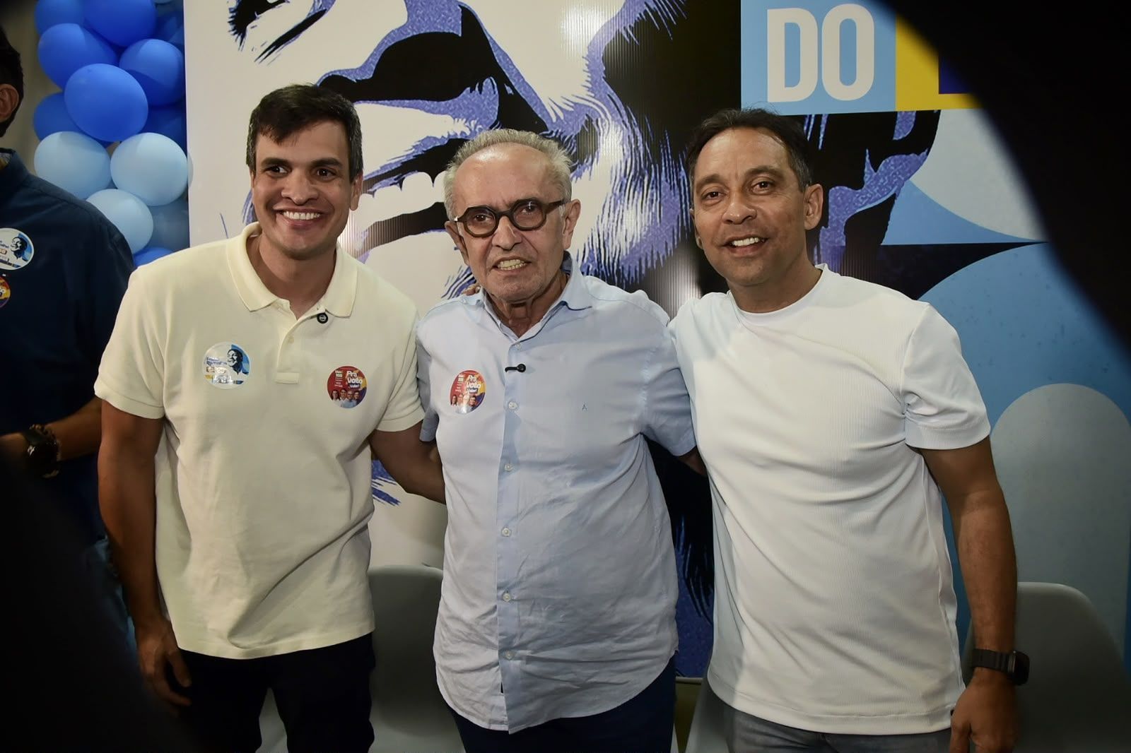Fábio recebe Cícero em primeira visita ao comitê e celebra união do grupo em Campina