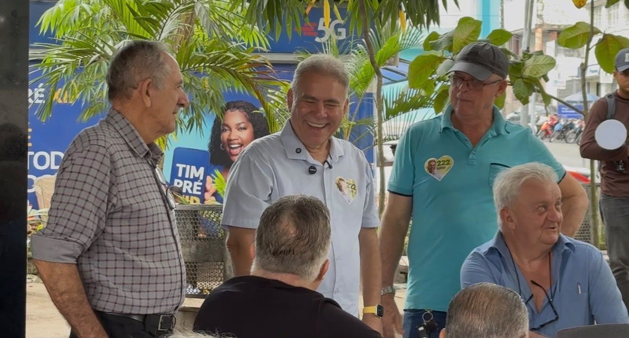 Em Campina, Queiroga minimiza apoio de Bruno, critica pesquisas e aposta no voto do eleitor Em Campina, Queiroga minimiza apoio de Bruno, critica pesquisas e aposta no voto do eleitor