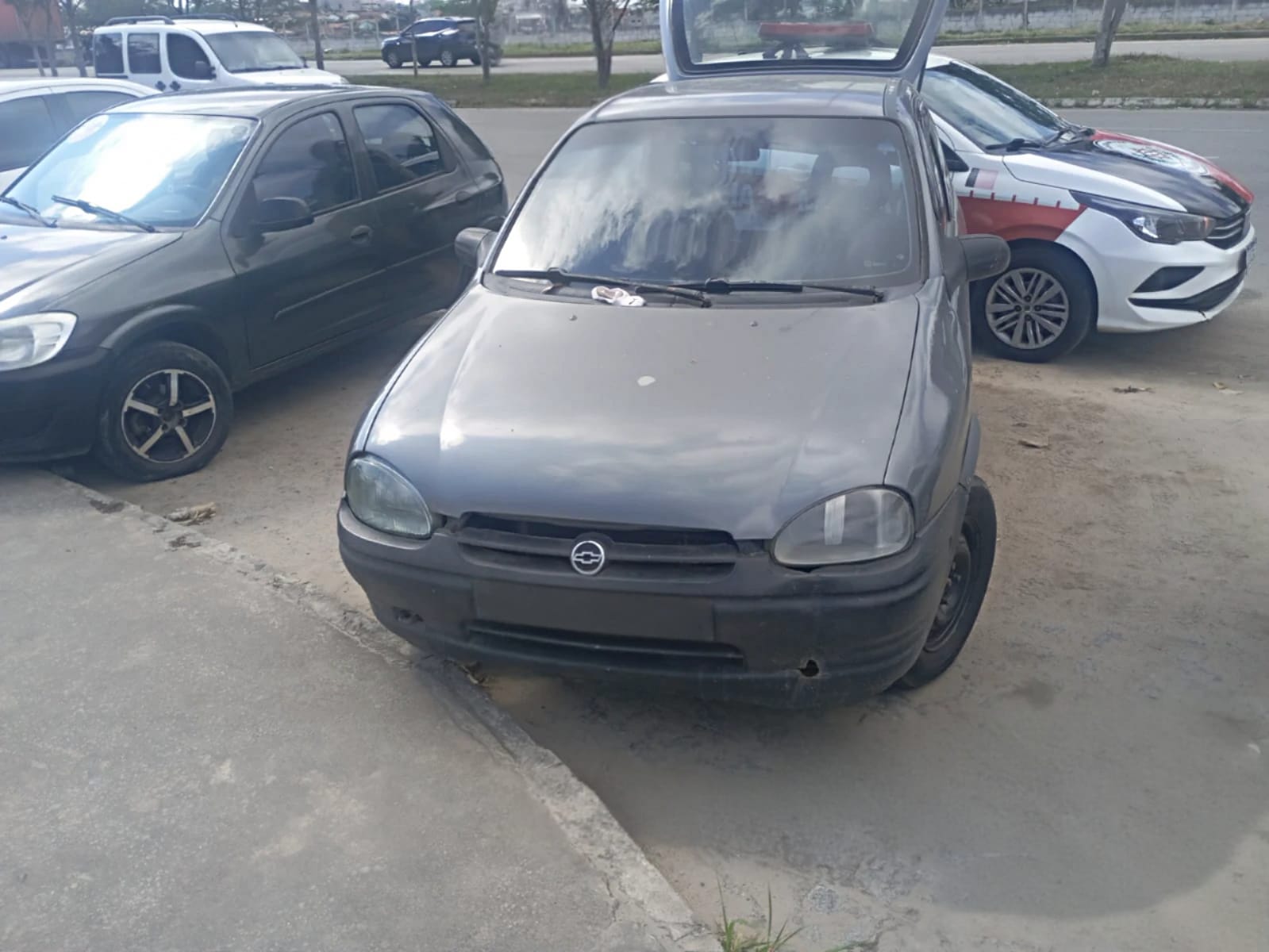 Veículo roubado é recuperado no estacionamento do Hospital de Trauma de Campina Grande-PB
