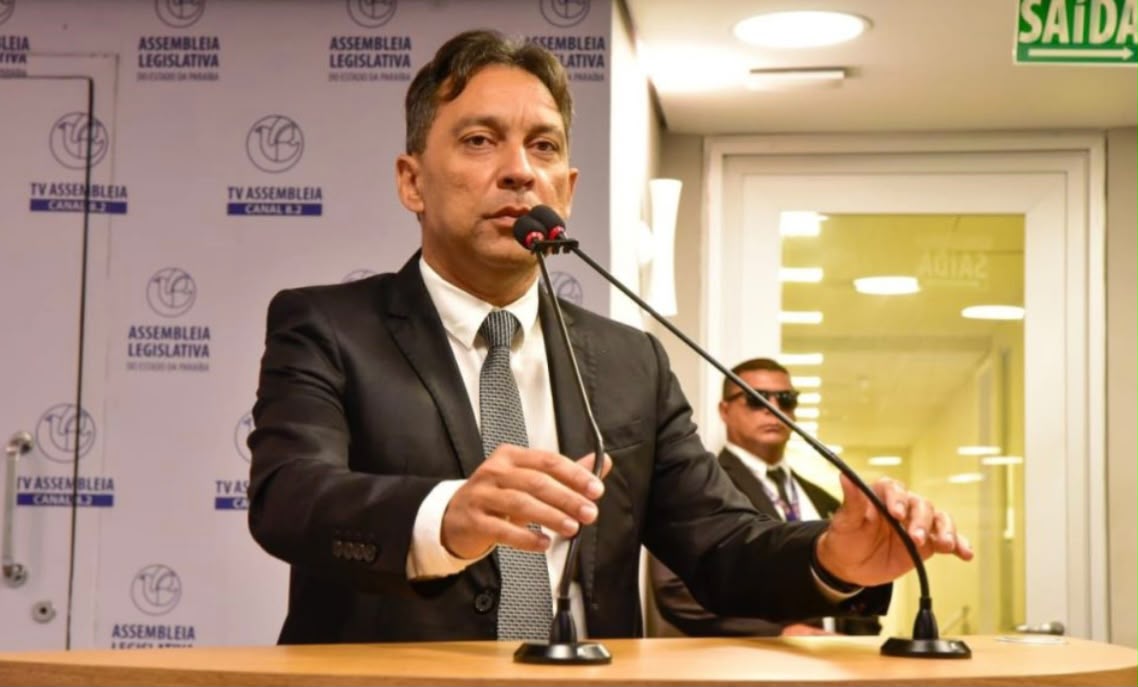 Fábio Ramalho defende isenção de IPVA para pessoas com deficiência auditiva na Paraíba