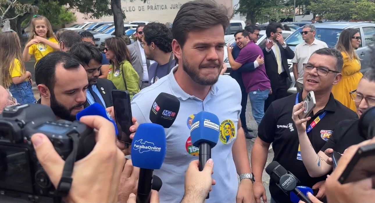 Confiante no segundo turno com Efraim, Bruno não revela segundo voto para o senado