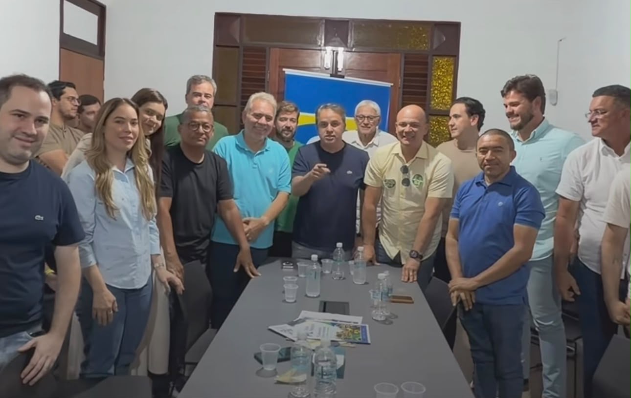 Lideranças da direita paraibana se unem em apoio a Flávio Bolsonaro Lideranças da direita paraibana se unem em apoio a Flávio Bolsonaro